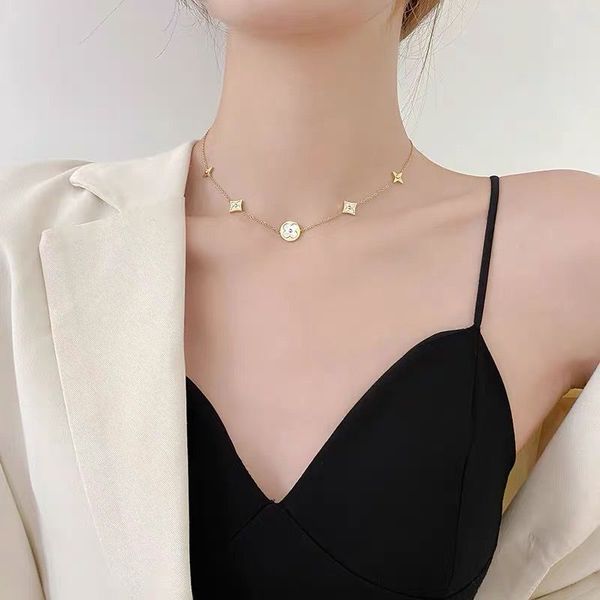 

luxury design white shell clover necklace wedding jewelry for women, Silver