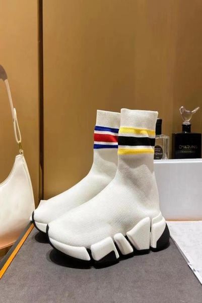 

2021 mens high elastic fabric casual sock shoes platform womens women sneakers speed runner trainer 20 couple shoe8026335