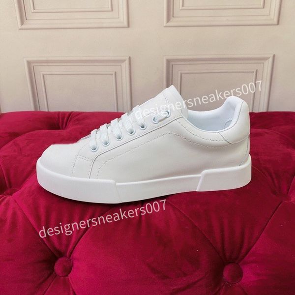 

new designer mans woman shoe leather lace up men fashion platform oversized sneakers white black mens womens luxury casual shoes
