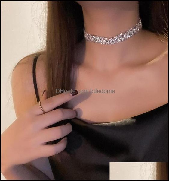 

chokers necklaces pendants jewelry korea fashion fl diamond necklace trend personality clavicle chainchokers drop delivery 2021 hd8227980, Golden;silver