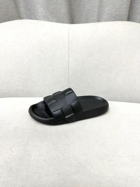 

8model new fashion designer luxurious sandals men thick platform slippers soft sole eva non-slip home floor slides man summer flip flops bea, Black