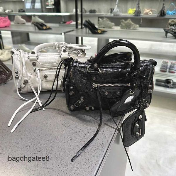 

le cagole bag bags designer 2023 balencg 23 neo mini locomotive rivet travel oil wax diagonal straddle handbag girl purse lecagole