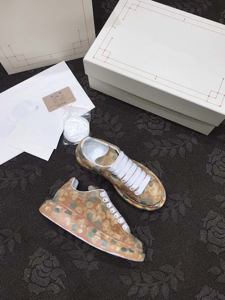 

luxury brand designer men women casual shoes track triple white black sneakers leather trainer 0801