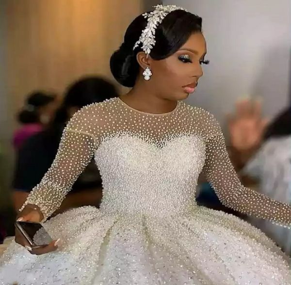 

2023 luxury arabic dubai wedding dress o-neck long sleeves pearls beading puffy bridal formal gowns customed vestidos de noiva, White