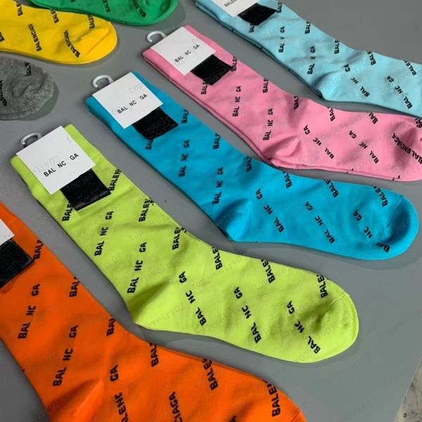

mens socks women men cotton all-match classic ankle letter breathable black and white mixing football basketball sports sock