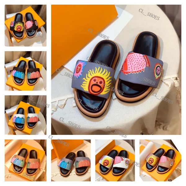 

designer sandals women slippers high-definition embossed summe slippers flat-bottomed slippers muffin thick-soled half-slip sandal with box, Black