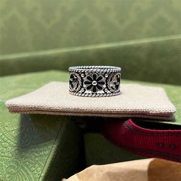 

new 2023 designer jewelry bracelet necklace daisy hollowed out couple ring, Silver