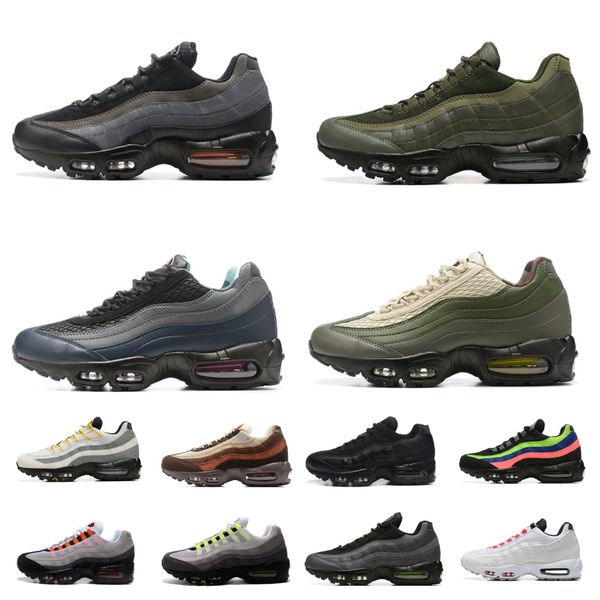 

mens tracksuits 2023 undefeated 95 airmaxs running shoes max aegean storm gutta green reflective safari greedy 95s air neon triple black whi, Gray