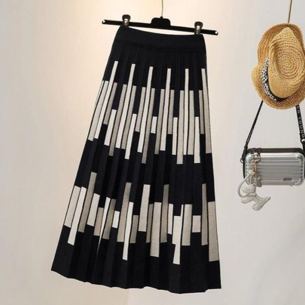 

dresses fashionable highend knitted skirt 2023 autumn and winter highwaisted thin stripes cover the crotch midlength pleated skirt, Black;gray