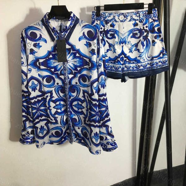 

23ss shirt suit women shorts sets womens designer clothing casual suit lapel blue and white porcelain printed shirt shorts set women clothes
