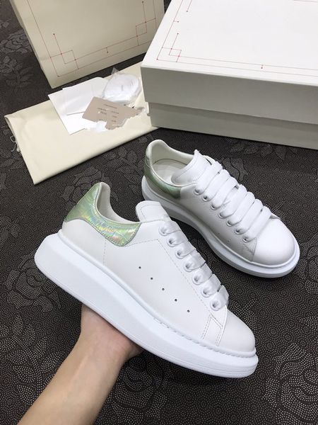 

2023 new designer casual shoes classic men women calfskin shoes vintage sneakers reflective 0602, Black