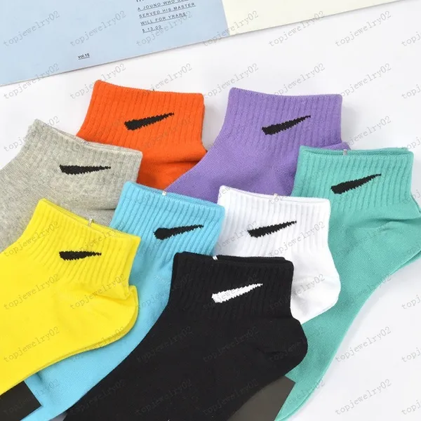 

men socks designer classic socks multi-color women's socks solid color breathable sweat absorbent couple socks print, Black