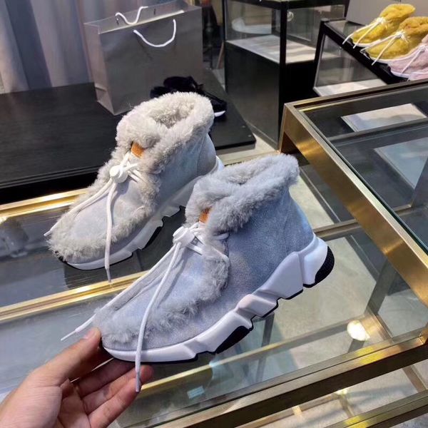 

2023 aus boots classical short mini women snow boots keep warm boot man womens plush casual warms booties sheepskin 0731, Black