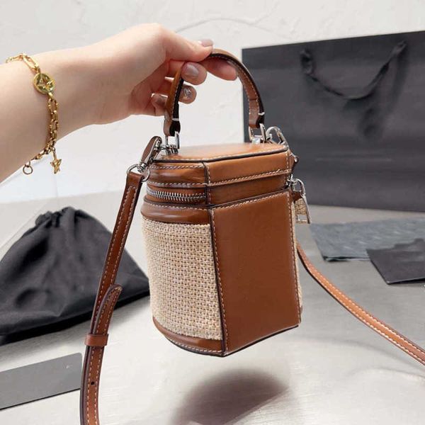 

shoulder bag luxury brand designer bucket straw bag letter y bag large capacity makeup case handbag beach bag wallets 230515