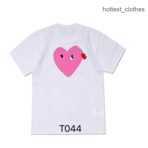 

fashion mens play t shirt designer red heart commes casual women shirts des badge garcons high quanlity tshirts cotton embroidery 4 ldn2, White;black