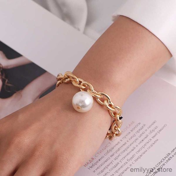 

charm bracelets vintage court elegant atmosphere large pearl pendant metal thick chain bracelet for women designer jewelry pulseras, Golden;silver