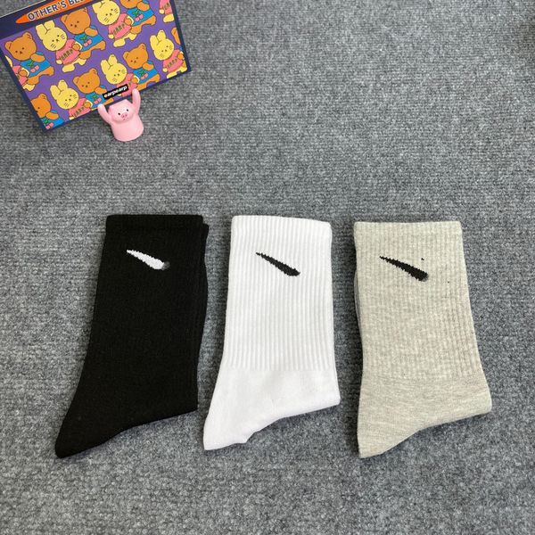

2023 sale sports socks couple tubesocks personality female design teacher school style mixed color wholesale n with tags man city grip socks, Black