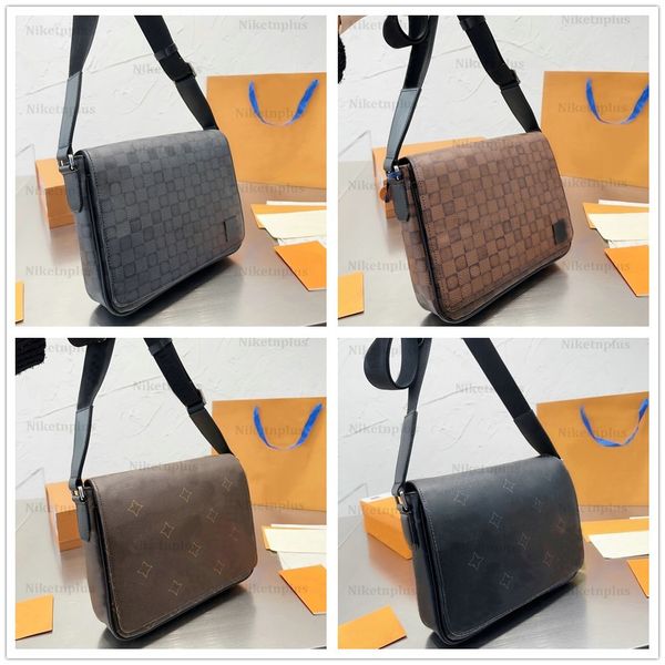 

district pm mens designer messenger bag leather crossbody classic business briefcase bags luxurys shoulder bag for man monograms handbag des