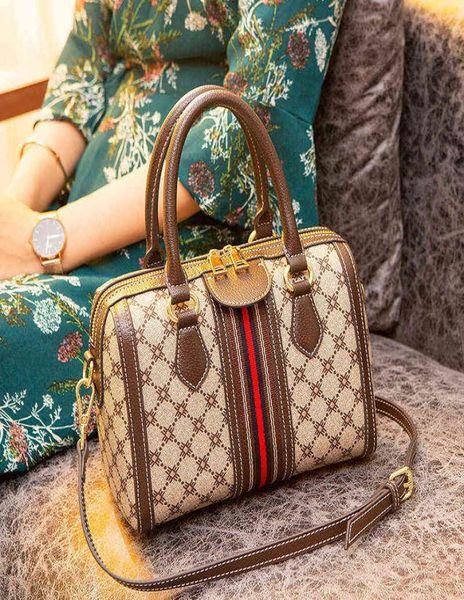 

purchasing famous leather women039s bag new autumn and winter high sense boston pillow bag portable messenger bag8604944