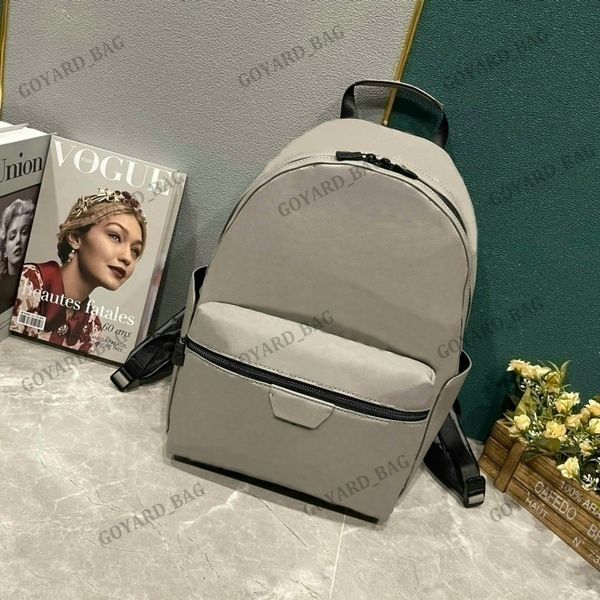 

2023 discovery luxury designers backpacks mens discovery designer shadow backpack emboosed letters shoulder bag lady classic lapschool bag m