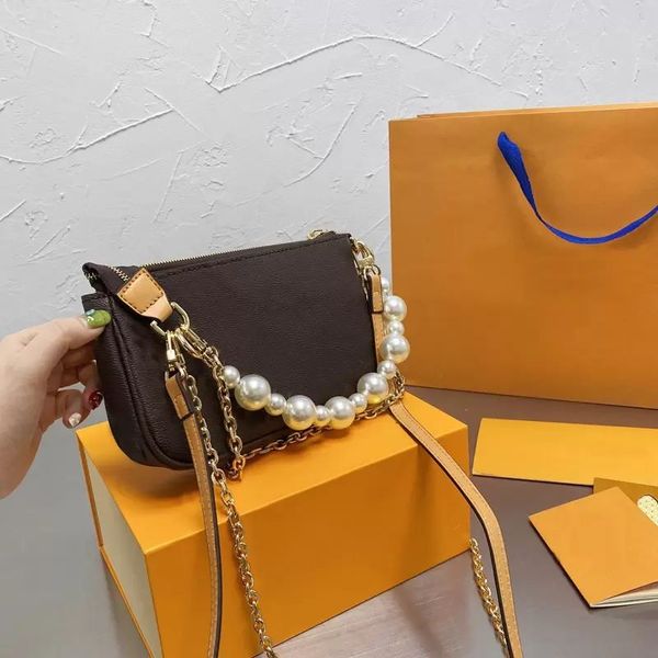 

2023 fashion clutch hand bags chain crossbody bag women handbags purse canvas leather classic letter handbag detchable three shoulder straps, Black;red