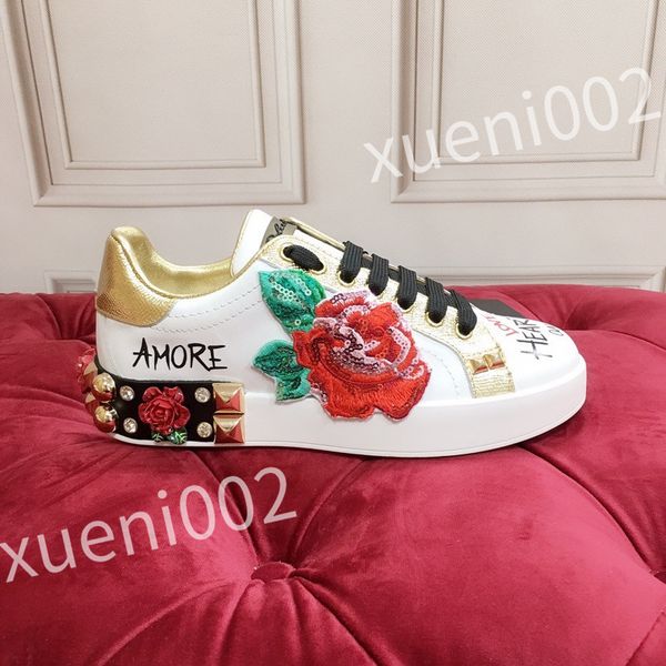 

2023 new luxury designer men causal shoes fashion woman leather lace up platform sole sneakers white black mens womens