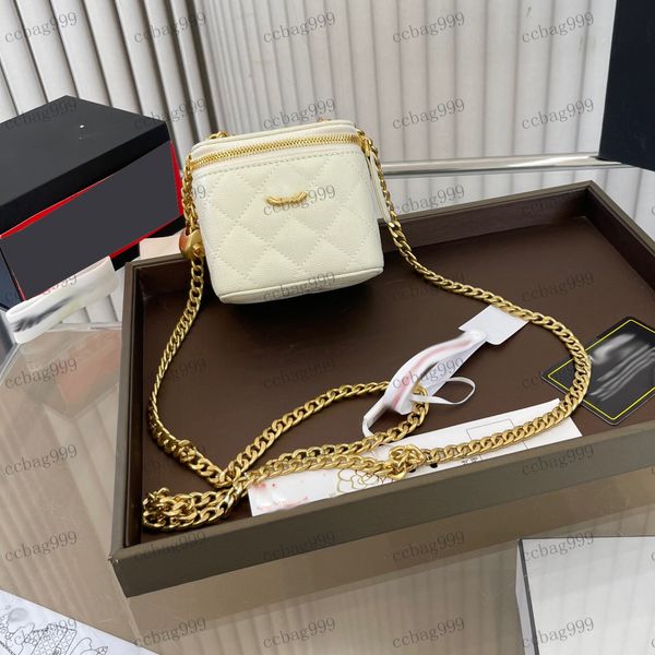 

designer womens makeup bag genuine leather seam ringer pattern luxury handbag hardware metal c buckle adjustable love lock matelasse chain c