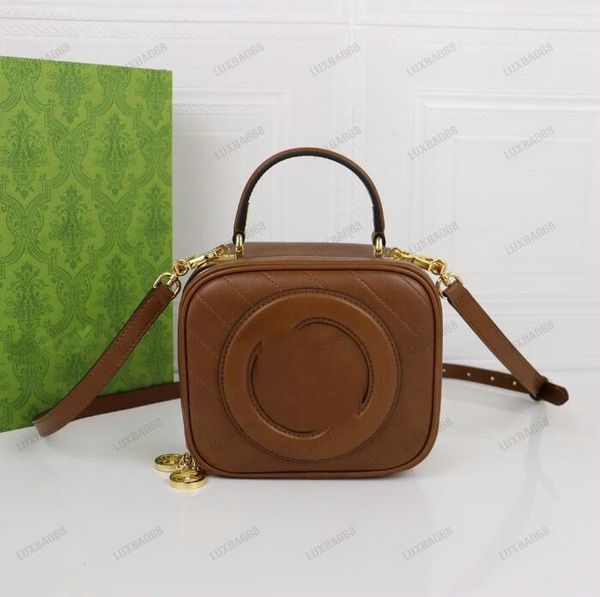 

2023 blondie camera bag round interlocking g handbag leather patch handle bag 744434 womens designer luxurys crossbody double zipper adjusta