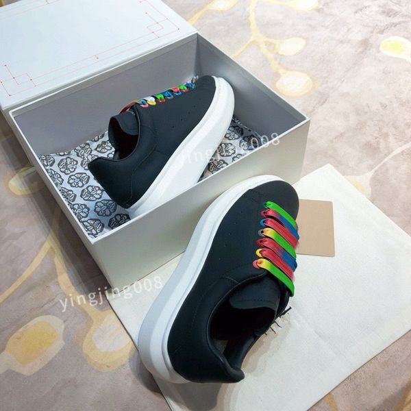 

new summmer quality classics brand designer fashion casual shoes man womans canvas shoes leather black sole sneakers2023