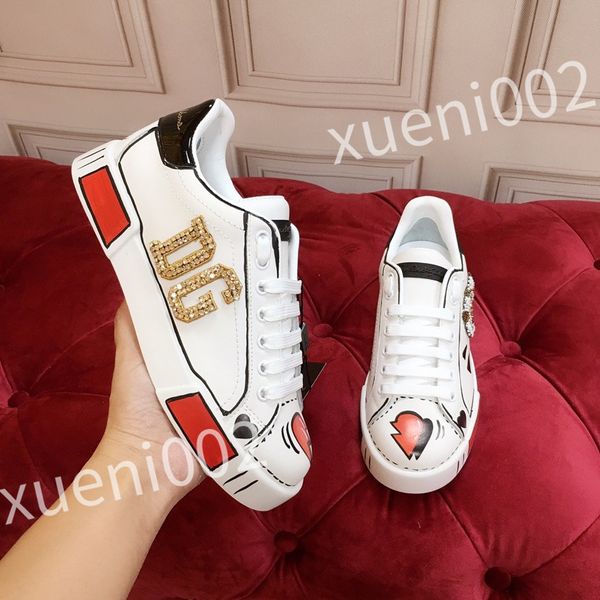 

2023 new designer men causal shoes fashion woman leather lace up platform sole sneakers white black mens womens