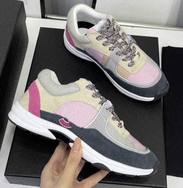 

sandals luxury designer running shoes channel sneakers mens 23ss sports shoe casual trainers classic sneaker woman mens shoe, Black