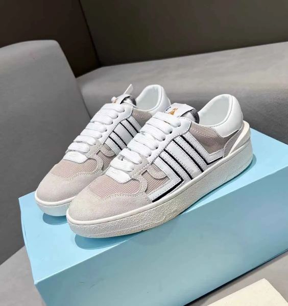 

luxury 2023s/s brand clay sneakers shoes women men low-trainers famous brand paneled mesh grained calfskin suede popular couple skateboard w, Black