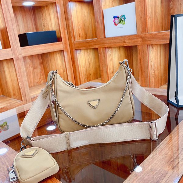 

re-edition designer bags luxurious fashion nylon woman luxurys men bags lady womens mens crossbody hobo shoulder purses handbags bag wallet