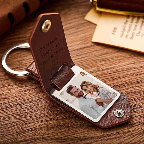 

designer leather keychain p uv color printing father's day and mother's day gifts for family couples keychain 1 ob8s, Silver