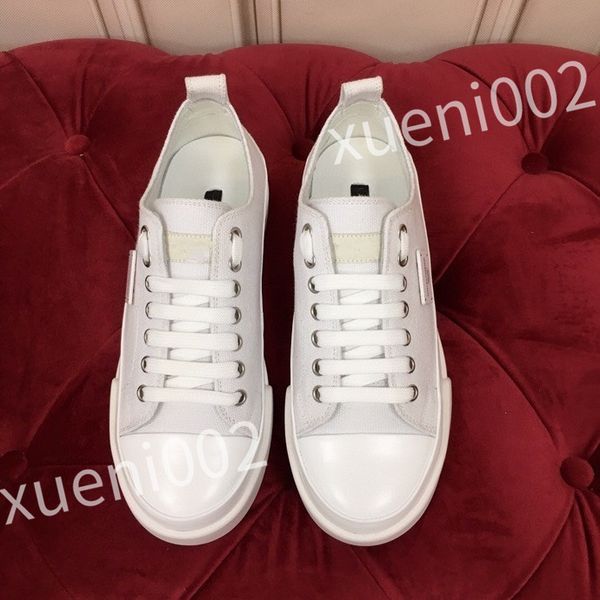 

2023 new luxury designer sneakers men and women casual shoes fashion white genuine leather flat sports skate shoes, Black