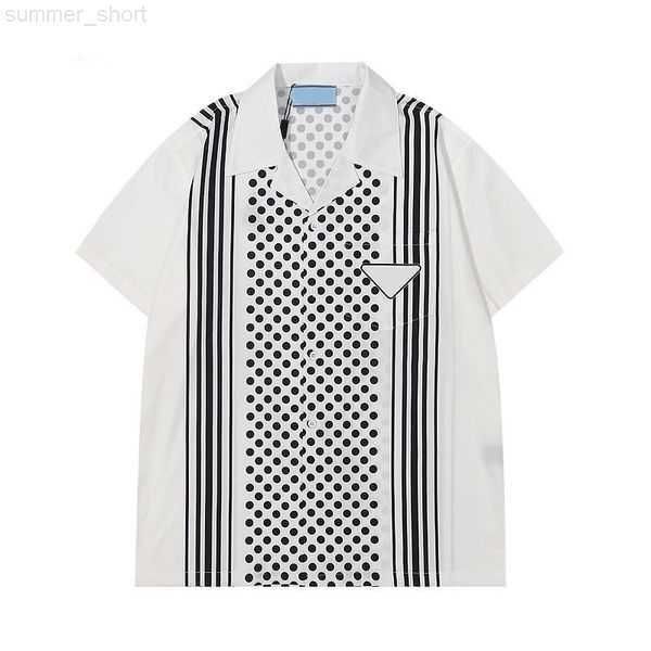 

mens designer t shirt polos classical shirts men luxury polos casual mens t shirt snake bee letter print embroidery fashion high street shor, White;black