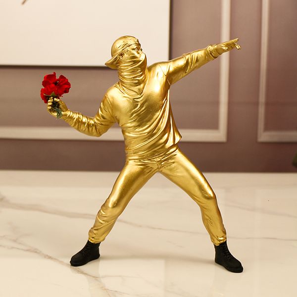 

Decorative Objects Figurines Resin Statues Sculptures Bany wer Thrower Statue Bomber Home Decoration Modern Ornaments Figurine Collectible 230602