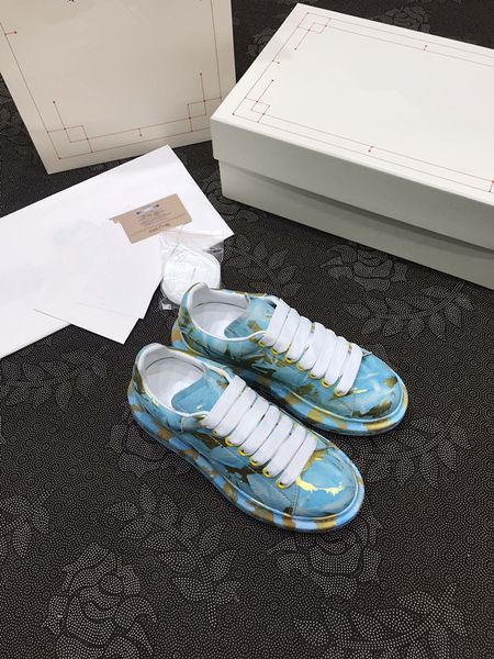 

luxury casual shoes vintage luxury leather thick sole matching color comfortable sneakers for men and women 0602, Black