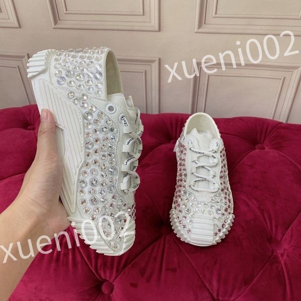 

2023 luxury calfskin mans casual shoes white black genuine leather trainers sneakers comfort outdoor trainers women's casual walking