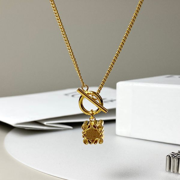 

Designer loews Luxury jewelry Top accessories Vintage Pendant Necklaces 18K gold brand sweater necklaces glamour women's wedding party jewelry Christmas gift