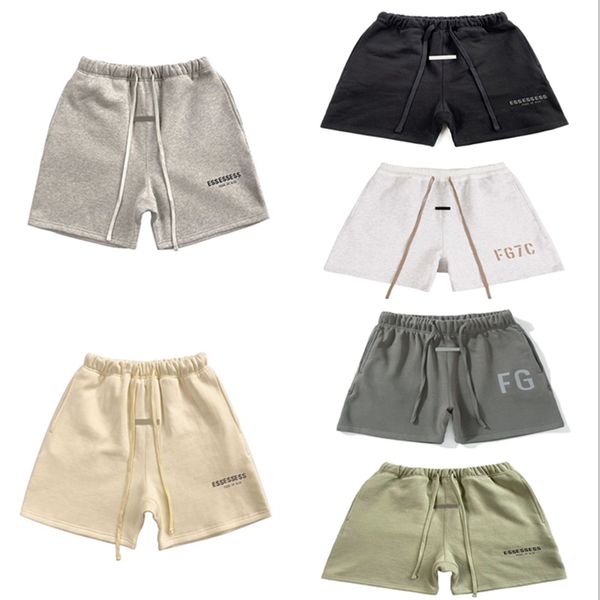 

mens fashion designer esse short clothing apparel essen shorts cotton sports fashion short street style tide knee length ess shorts, White;black