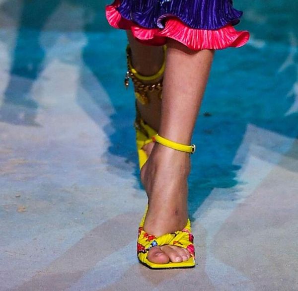 

women039s leather opentoed fashion sandals with chain buckle and square toe size3443yellow5910670, Black