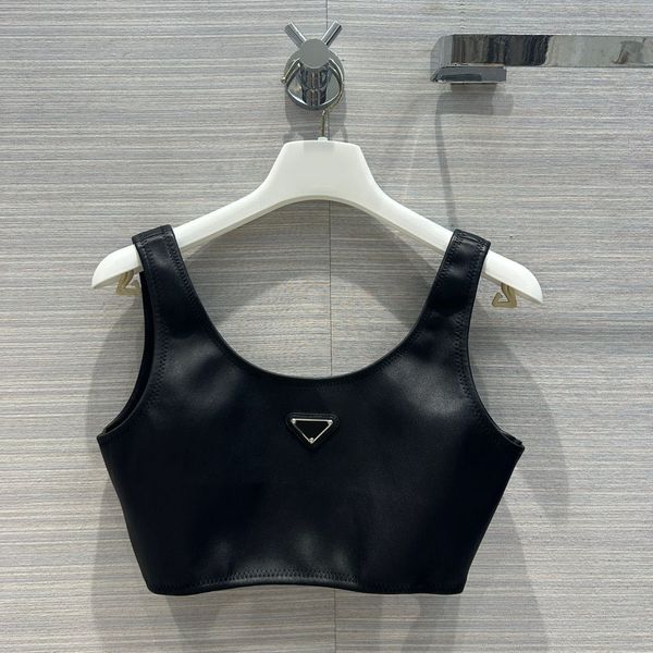 

2023 designer fashion women summer elegant solid black triangle pattern sleeveless tank u-neck leather lady crop, White