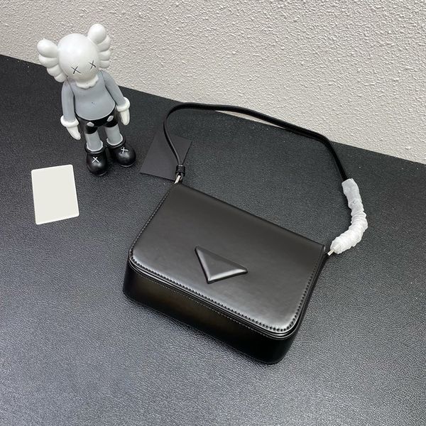 

designer bag luxury women's bag handbag shoulder small square bag cowhide handbag single shoulder underarm baguette