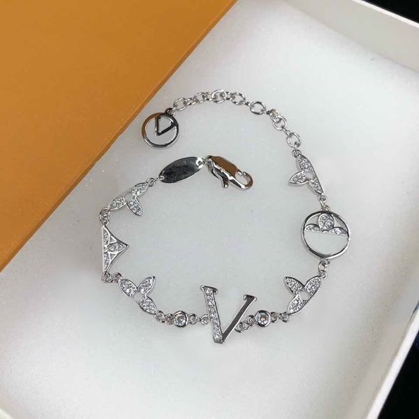

luxury bracelets designer for women chain bracelet elegant silver bracelet fashion womens letter pendant clover wedding special design jewel, Golden;silver