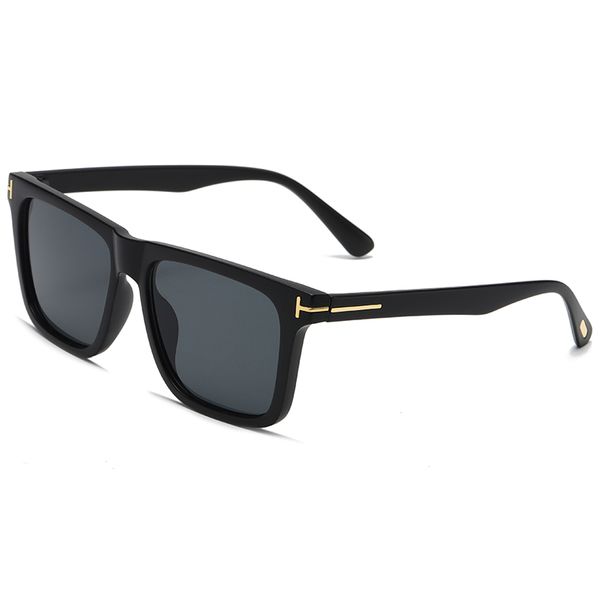 

square tom sunglasses with excellent texture for men and women's fashionable glasses. essential sunglasses for street pgraphy a12, White;black