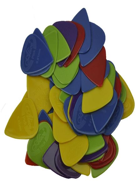 

100pcs 081mm antiskid glossy nylon guitar picks plectrums for acoustic guitar q9110709