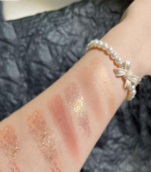 

eye shadow ninecolor eyeshadow palette net red live earth color pearly matte glitter shiny pigments3928847