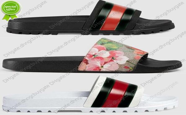 

2022 mens designerclassic slide slippers womens sandals designer luxury shoes summer rubber soft soled slipper outdoor beach shoe 1500705