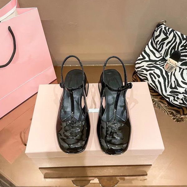 

women's sandals summer new low heel square head t-button back hollow thick heel shoes sweet fashion dating women's shoes, Black